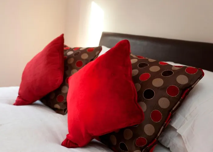 Dbs Serviced Apartments - The Coach House
