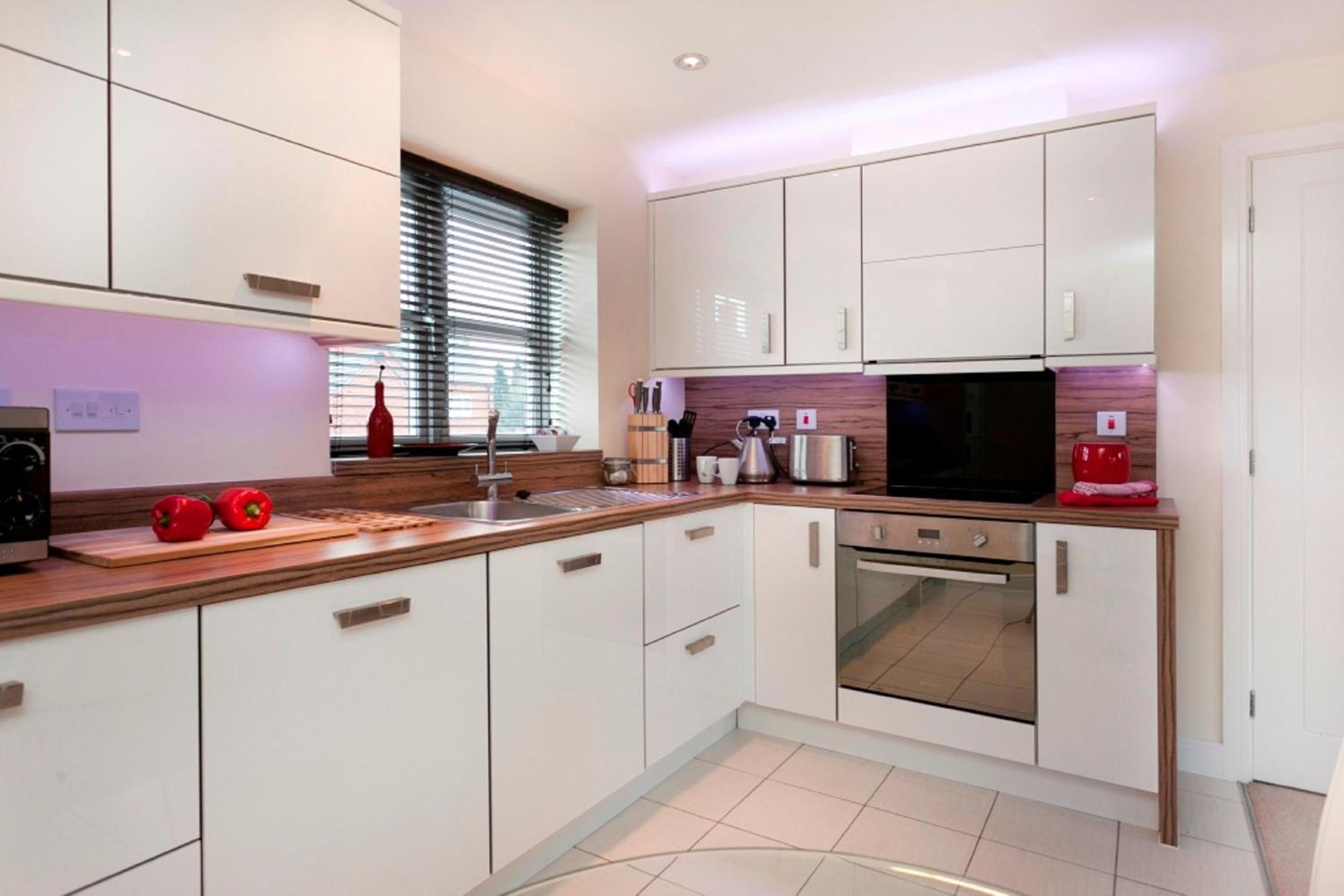Dbs Serviced - The Coach House Apartment *
