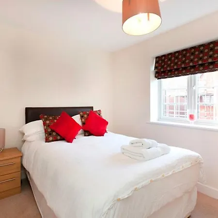 Dbs Serviced Apartments - The Coach House Castle Donington Exterior foto